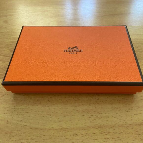 Hermes Gift Box - small rectangle jewelry box {empty} (5.15" x 3.4" x 0.8") - Picture 2 of 6